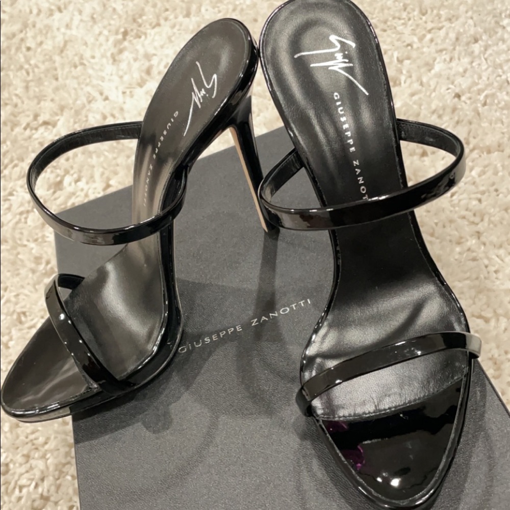 Black Giuseppe Zanotti Darsey Strappy Sandals.